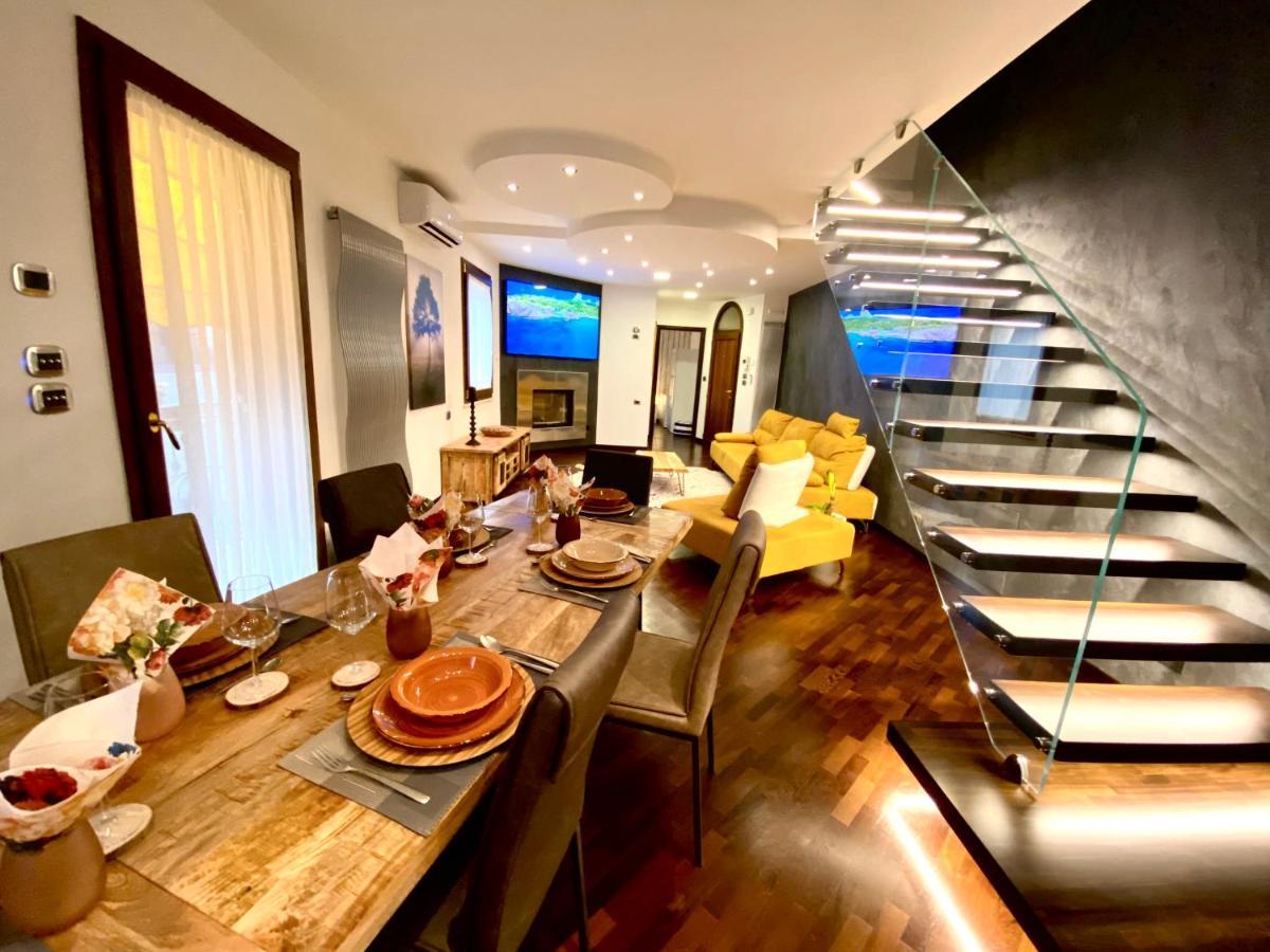 페스카라 Wood Luxury House 아파트 외부 사진