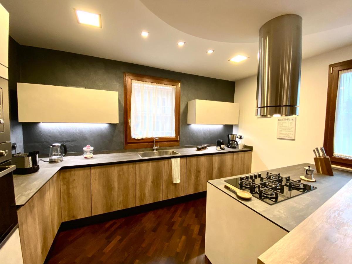 페스카라 Wood Luxury House 아파트 외부 사진