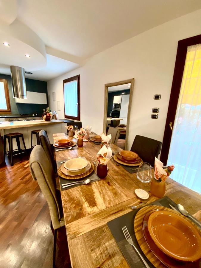페스카라 Wood Luxury House 아파트 외부 사진